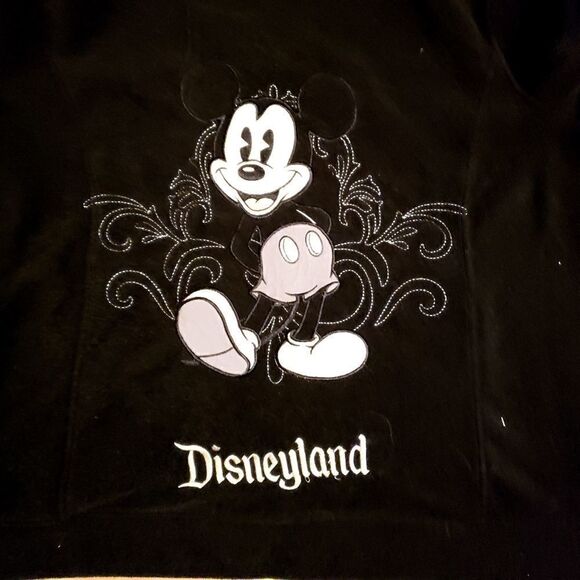 Disneyland | Fleece B&W Mickey Mouse Jacket - Picture 4 of 5